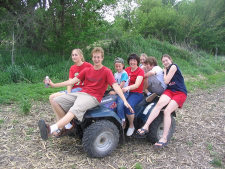 Cousins! (and sisters and aunt)